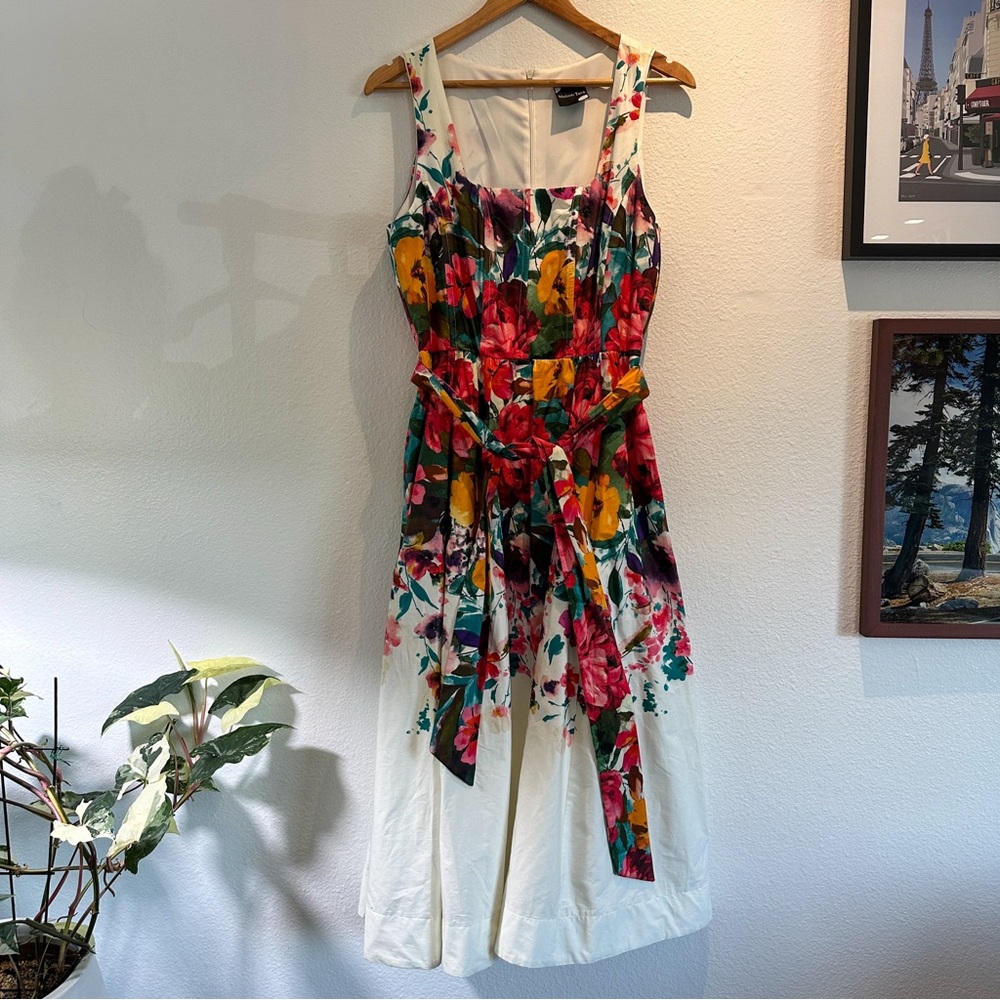 Floral Sleeveless Midi Dress in White with Multicolor Bouquet - Picture 2 of 8